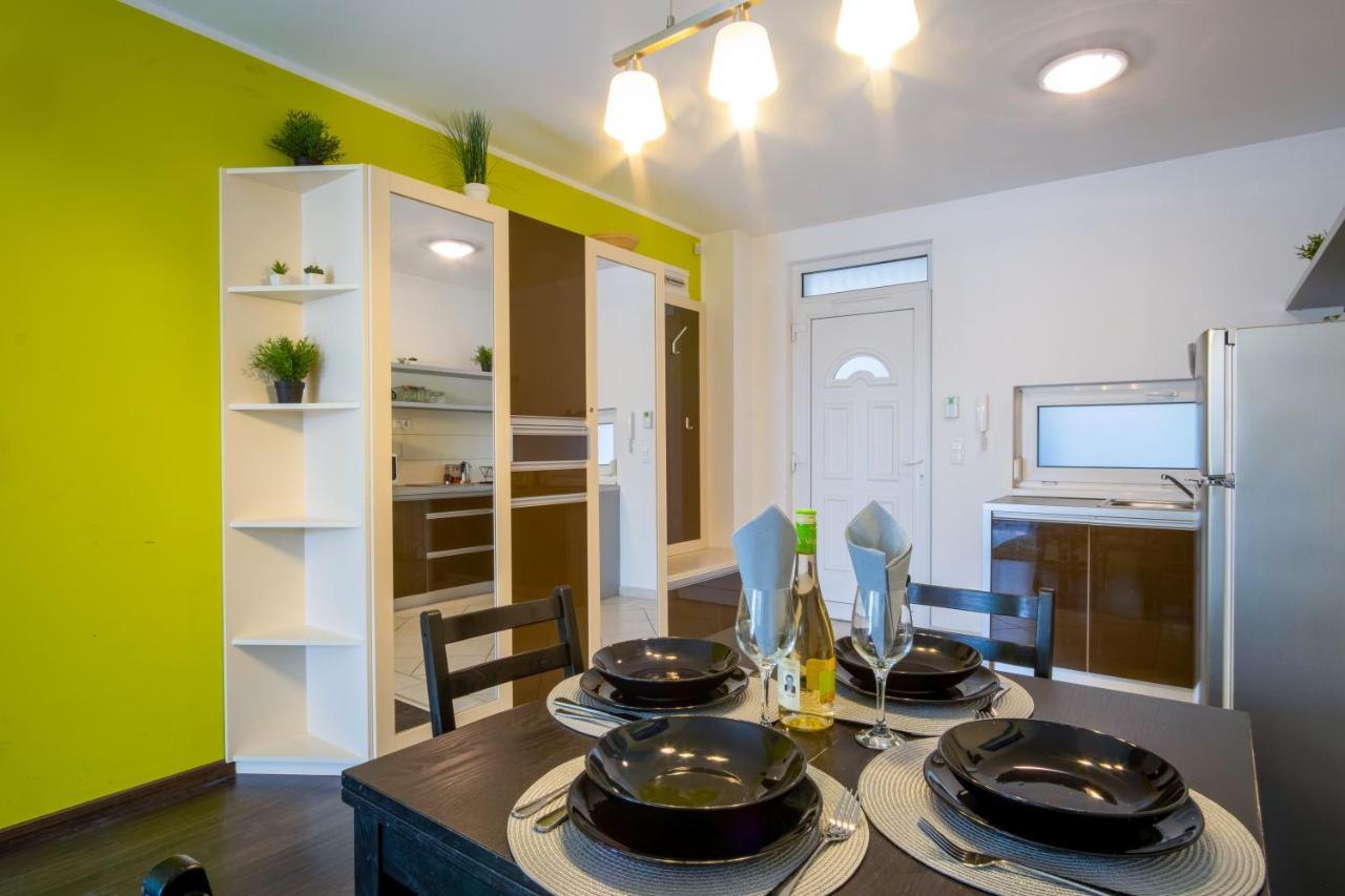 Myflat Siofok Beach Apartment Eksteriør billede