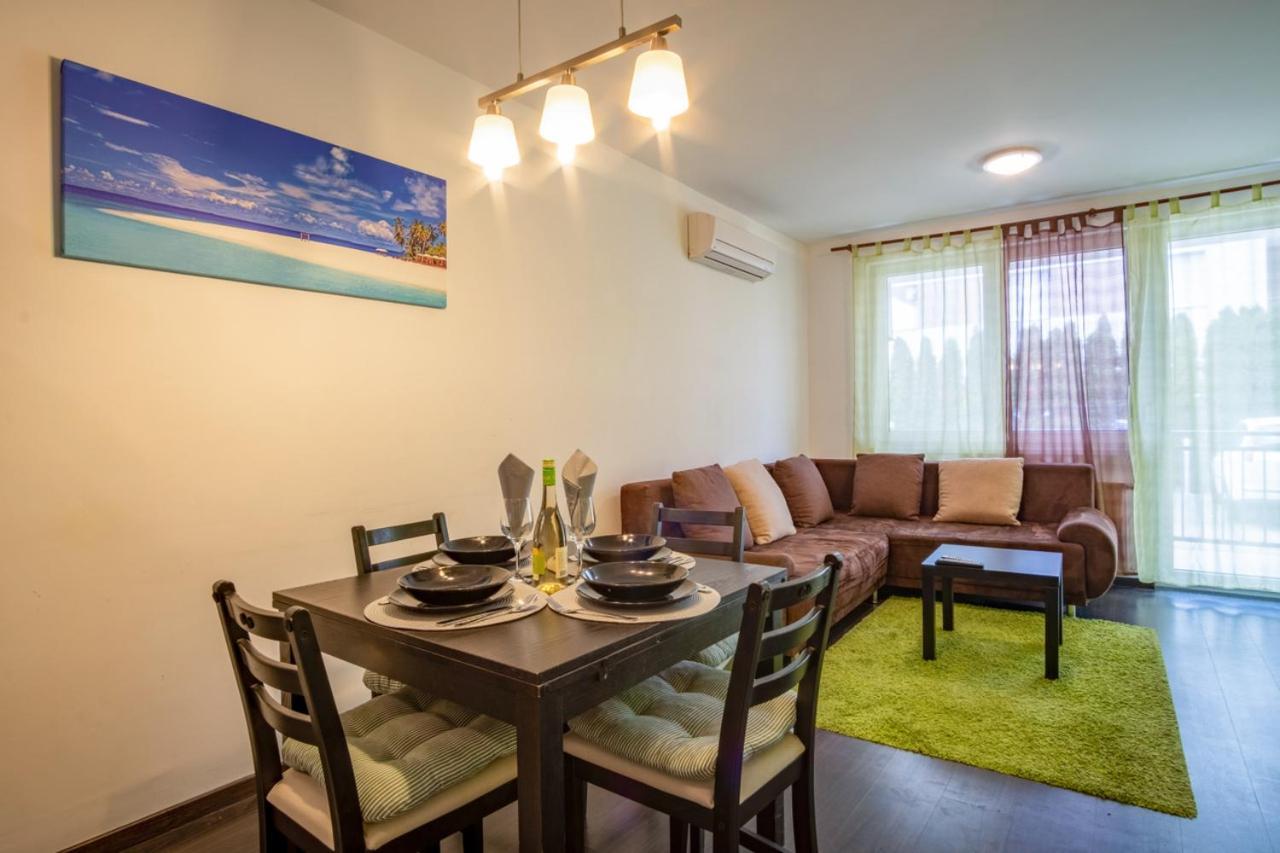 Myflat Siofok Beach Apartment Eksteriør billede