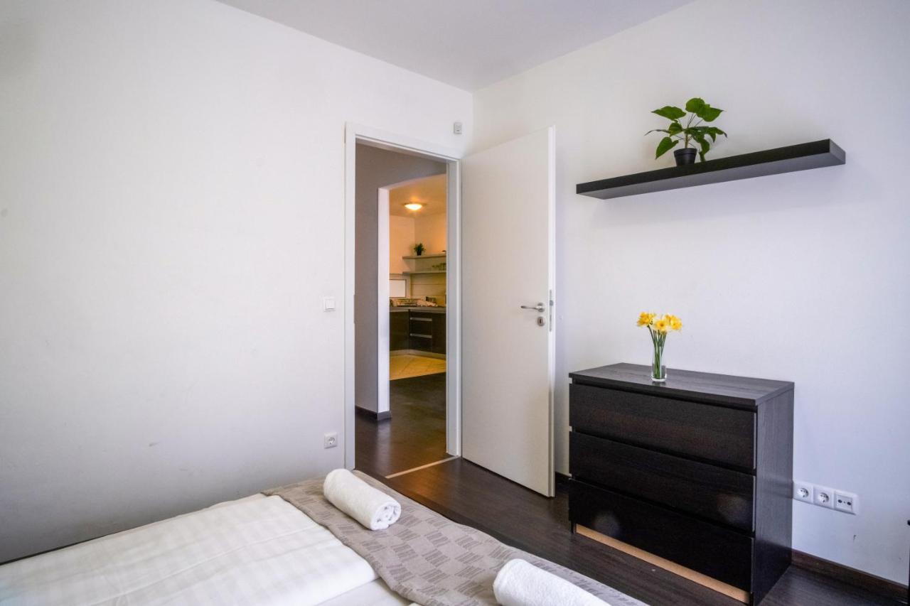 Myflat Siofok Beach Apartment Eksteriør billede